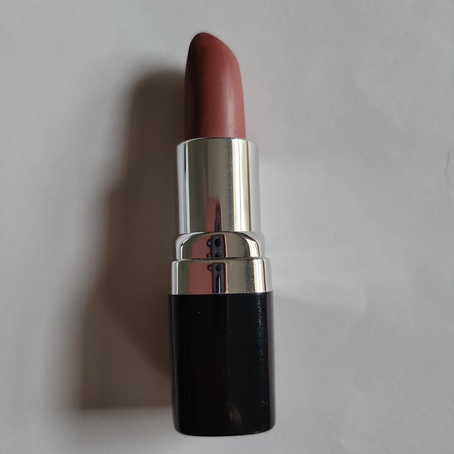 Barva - Natural Lipstick : shade 222 Orchid; made with cow ghee, kokum butter & beeswax. Multi-purpose! use for blush, eyeshadow, contouring & lipstick