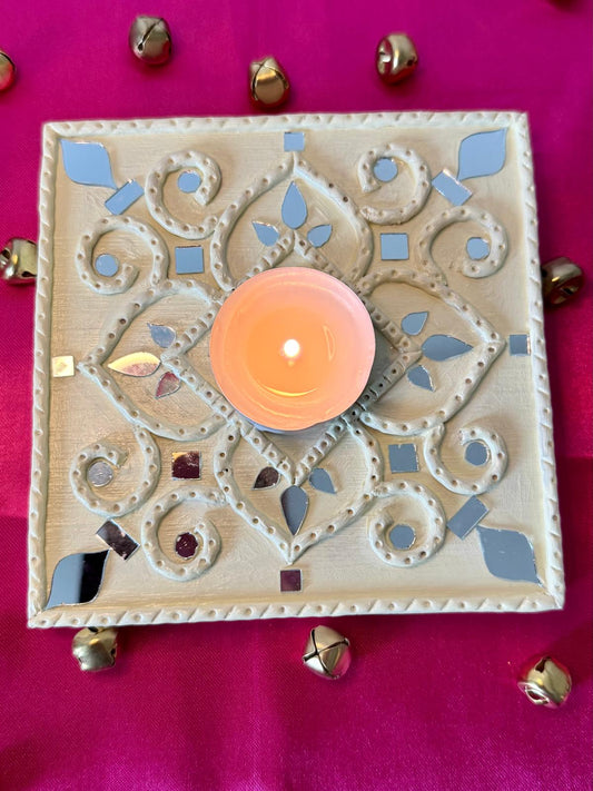 Festive Delights - Tea lights/ Wall Decor - Single Color